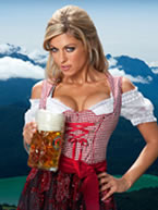 Sexy im Dirndl - Wiesnplaymate (Playboy Magazin Oktober 2010)